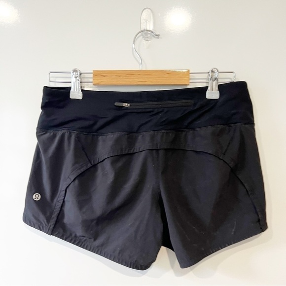 Lululemon Run Times Short II *4" - Picture 4 of 10
